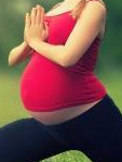 孕妇妈咪练瑜伽